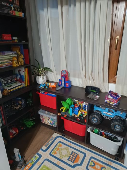 Biblioteca  unisex