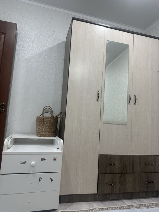 Продам шкаф для одежды