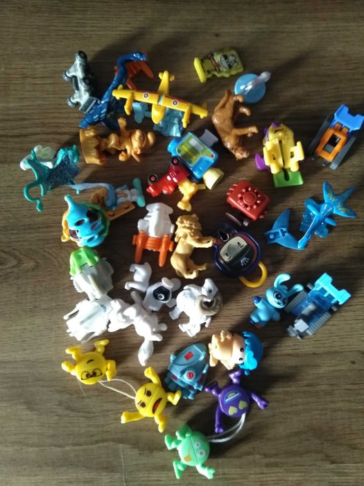 Лот играчки киндер