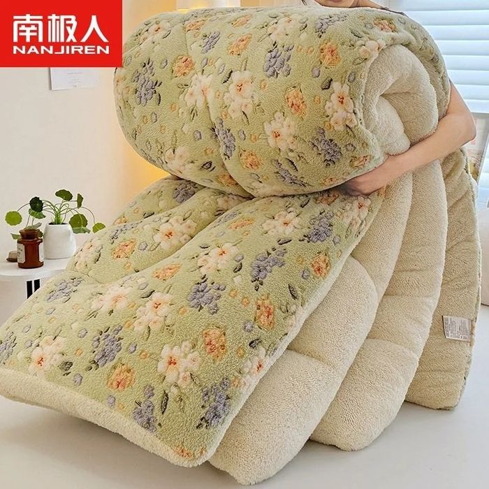 Продам разные одеяла