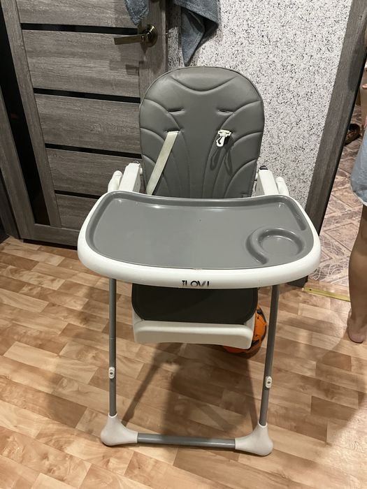 Стул для кормления