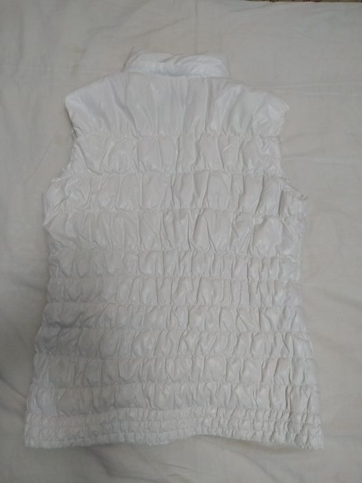 Безрукавка 48 размера