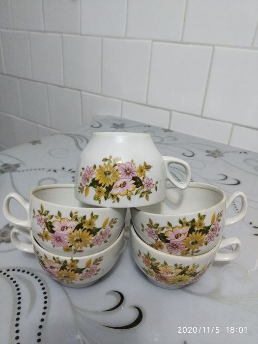 Тарелочки суповые,бокалы