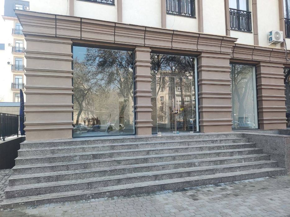 Продаётся нежилое помещение