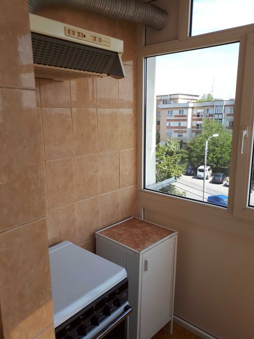 Inchriere ap 2 camere decomandate str Amaradia