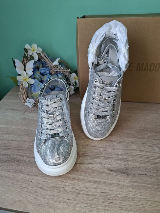 Оригинални маратонки Steve Madden