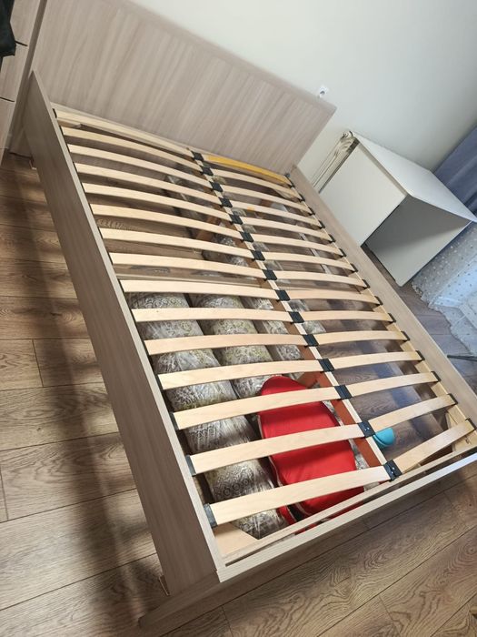 Продам двухспальную кровать