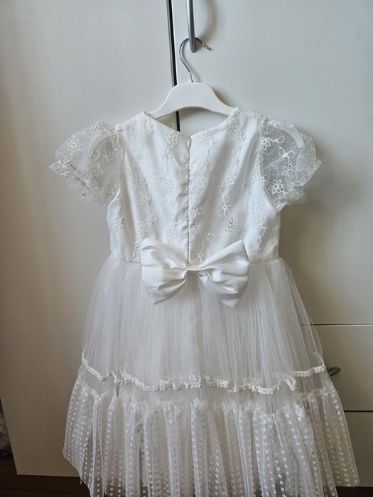 Официална бяла рокля 116 р