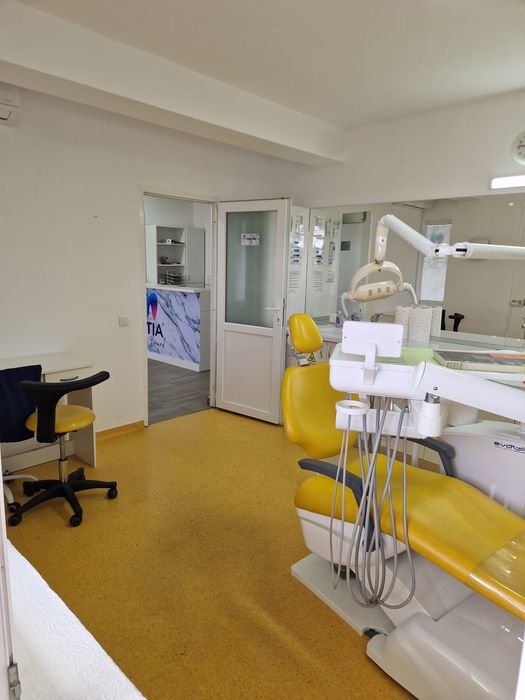 Spatiu comercial de inchiriat la Sura Mare , 116mp