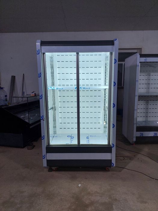Витрина холодильник ешикли