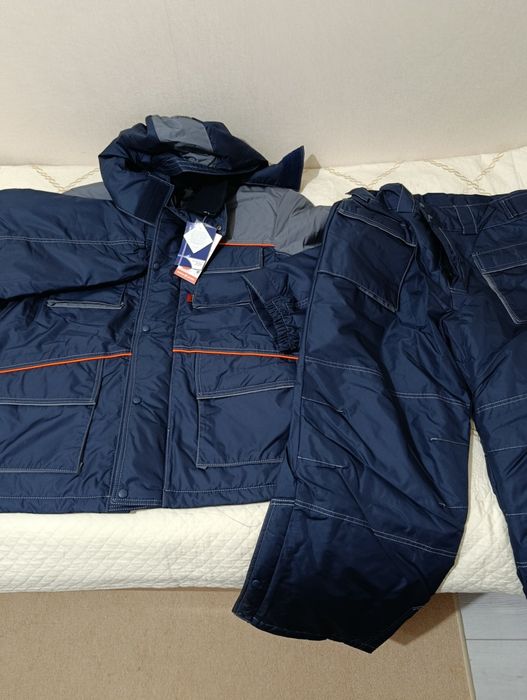 Продаётся спец одежда