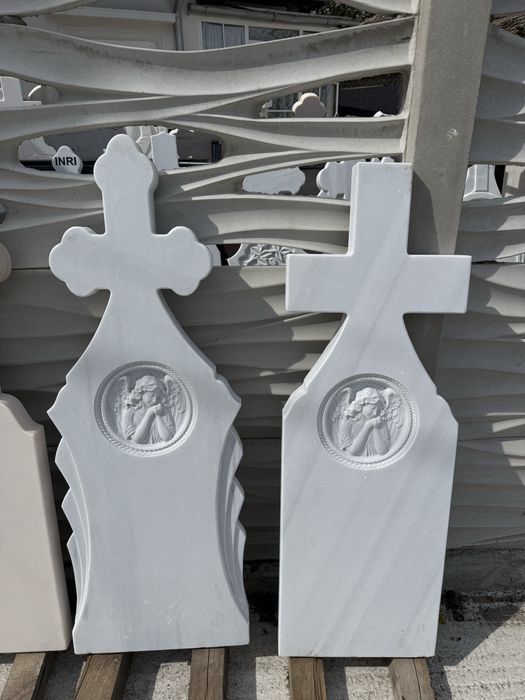 Monumente funerare din marmură – producător direct