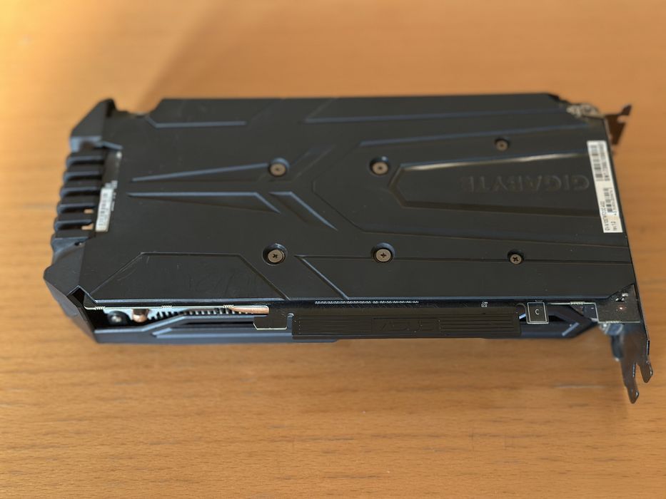 Placa video GTX 1050Ti 4Gb