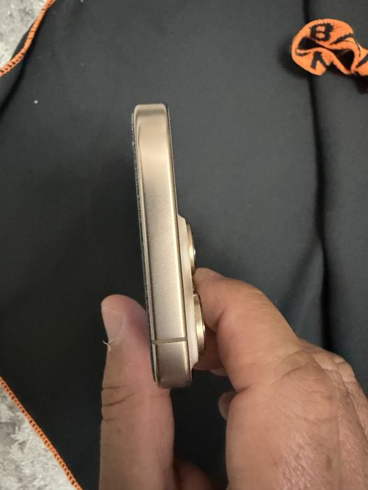 Iphone 16 pro 128 gb in garantie
