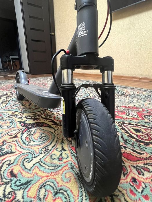 Электросамокат Xiaomi m365