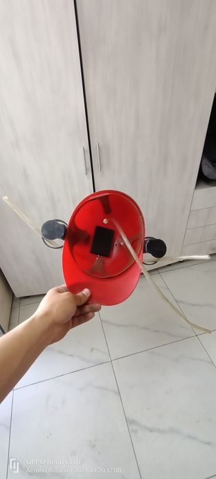 Каска болелщика.