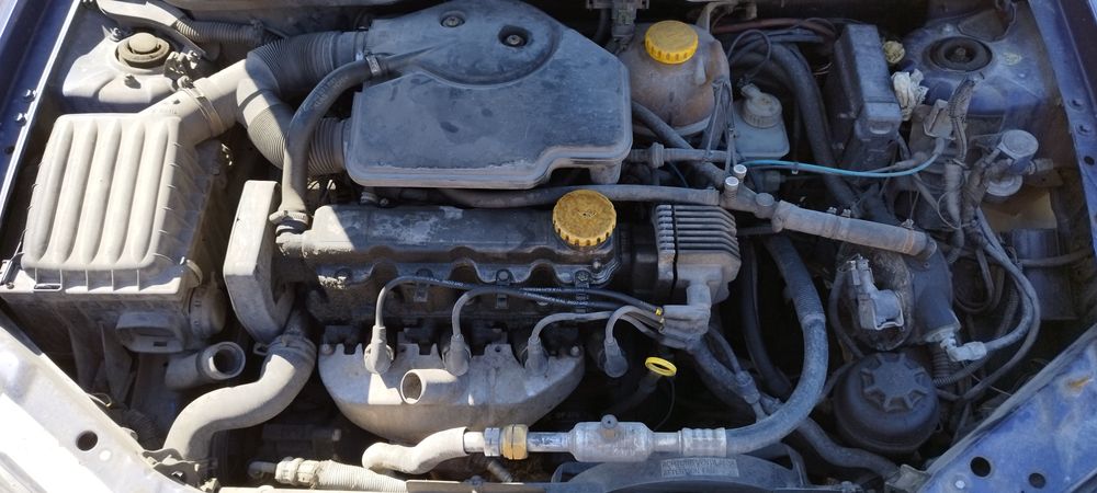 Опел Корса 1.4 МI