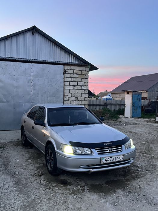 Продам Tayota Camry 25