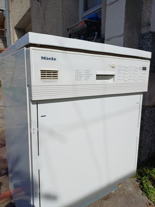 Съдомиялна Миеле