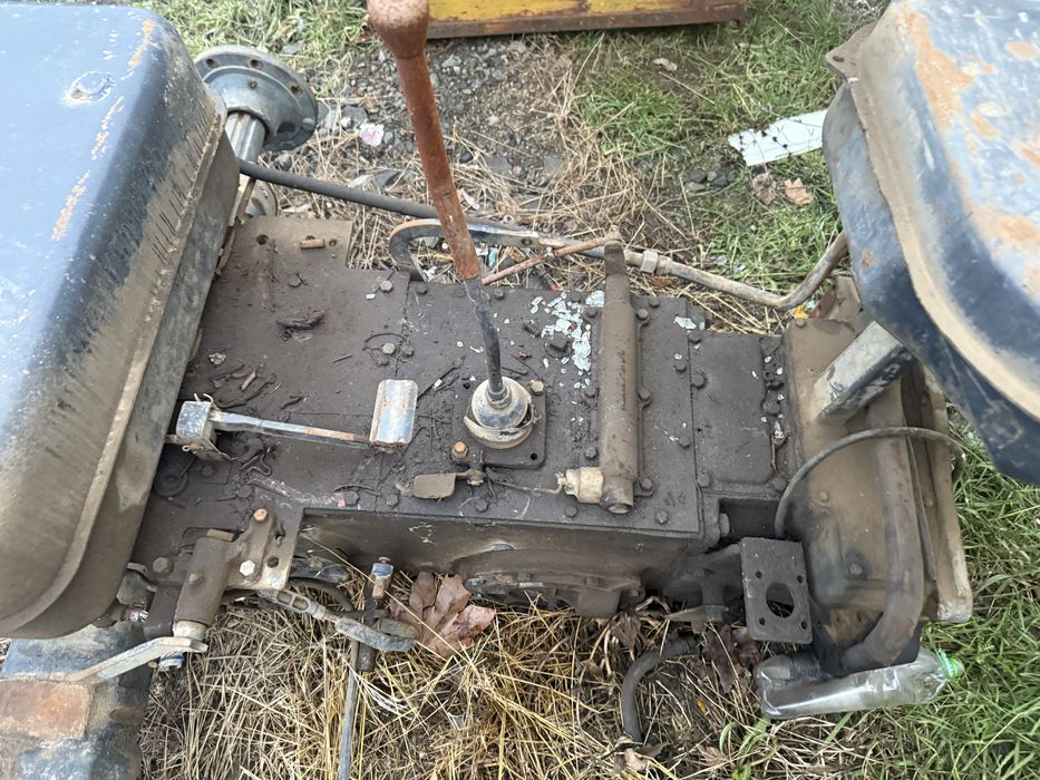 Трактор юмз на части