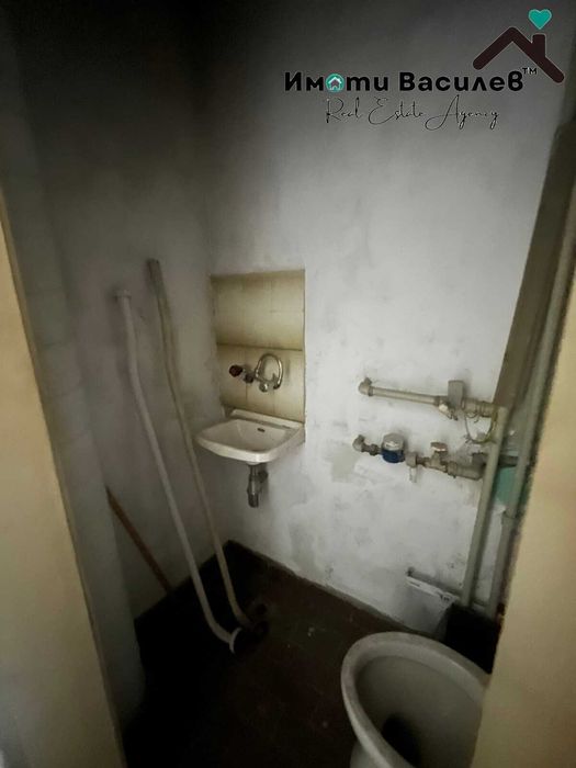 Продава се Тристаен апартамент в София, Център - 88 кв.м за 1043 €/кв.м - Снимка #16