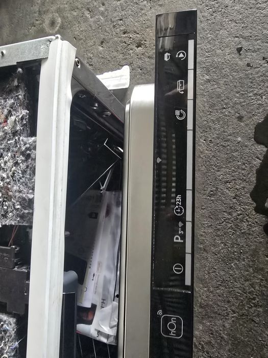 Нова инверторна съдомиялна за пълно вграждане Hoover HDish 500