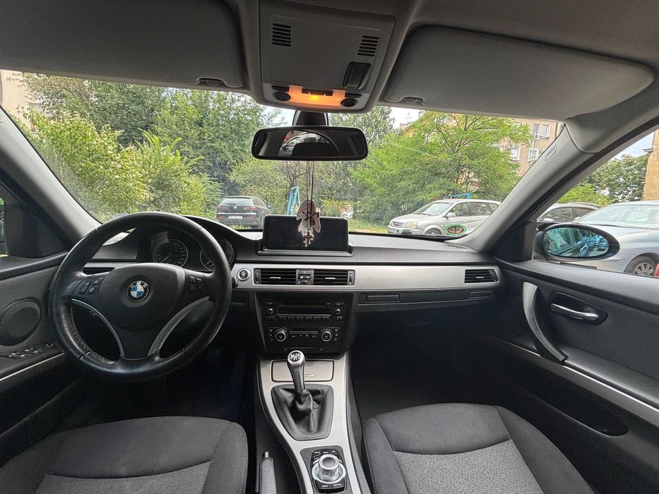 Продавам БМВ е90 320d 163 кс