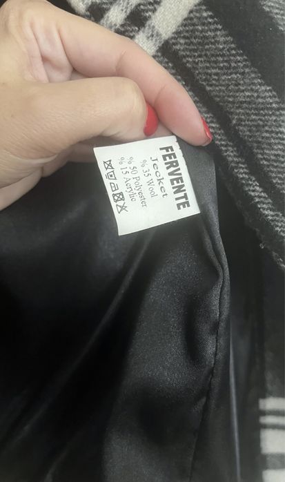 Вълнено палто със 7/8 ръкав