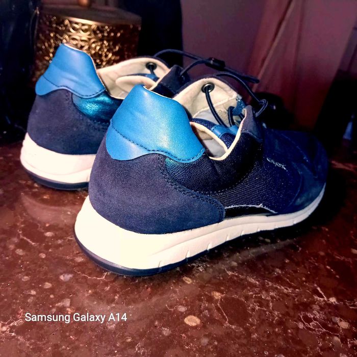 GEOX кожени сникърси