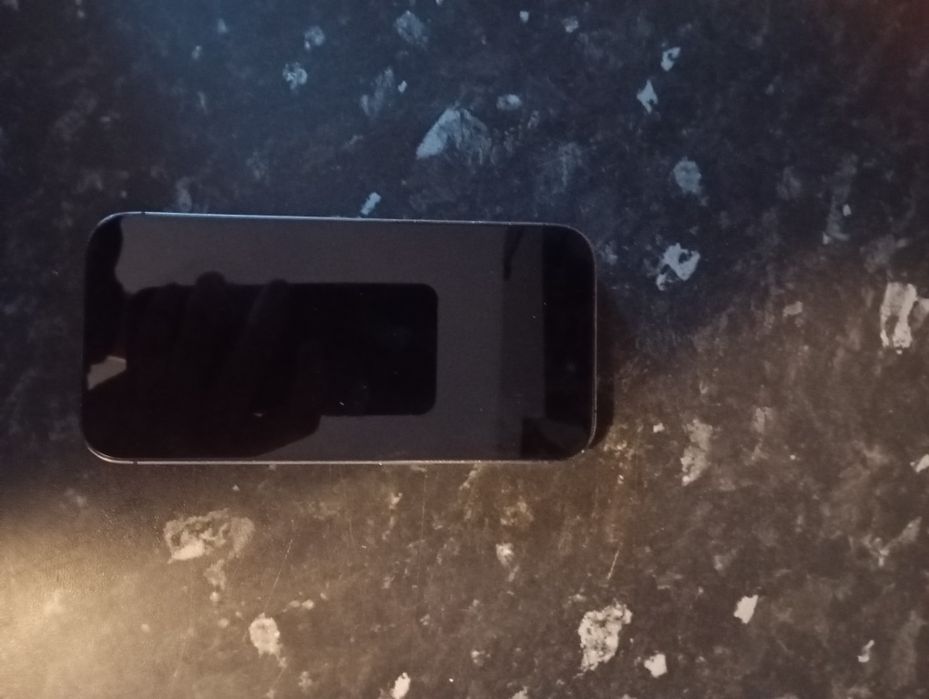 Vând iPhone 14 pro