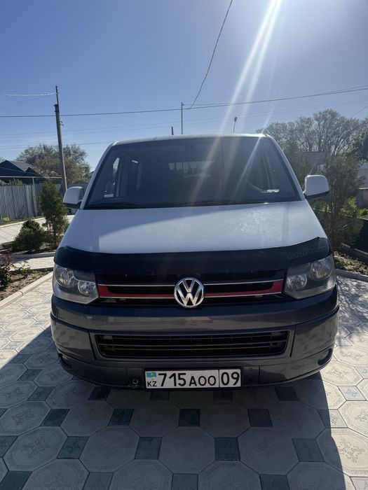 Продам автомобиль марки VW multivan