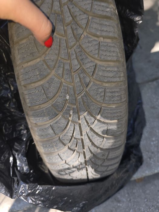 Anvelope iarnă Goodyear UltraGrip 9 185/65 R15 – cu jante