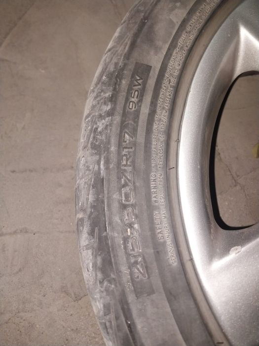 Продаю 5 дисков с шинами