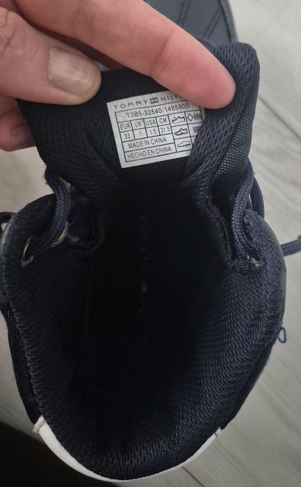 Ghete Tommy hilfiger 33