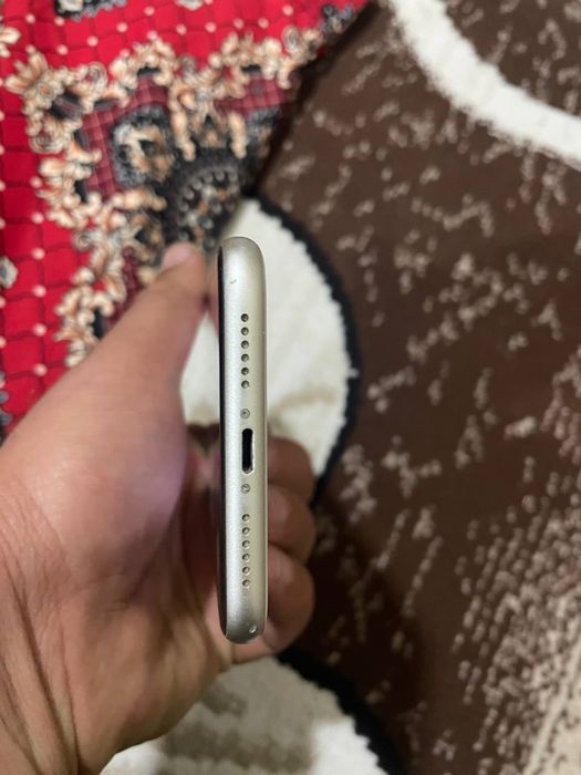 Iphone 11 sotiladi narxi 3 million