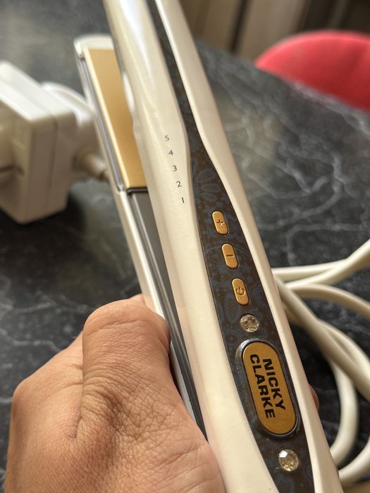 Placă de păr Nicky Clarke