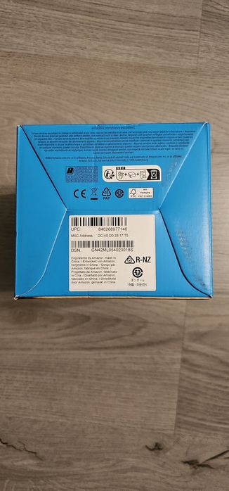 Boxa inteligenta Amazon Echo Spot , Display 2.83", Wi-Fi, Bluetooth, Negru