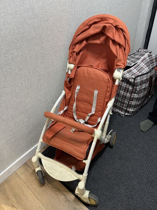 Продам коляску, легкую прогулка