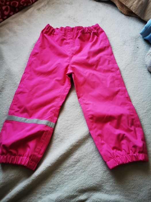 Pantaloni impermeabili H&M m98 si dresuri H&M 92 noi