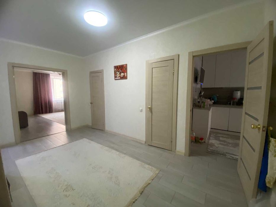 Продам 3 ком кв на Алтын Арман 2018г