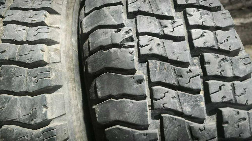 Шины всесезонные 235/75 R15 Пилигрим