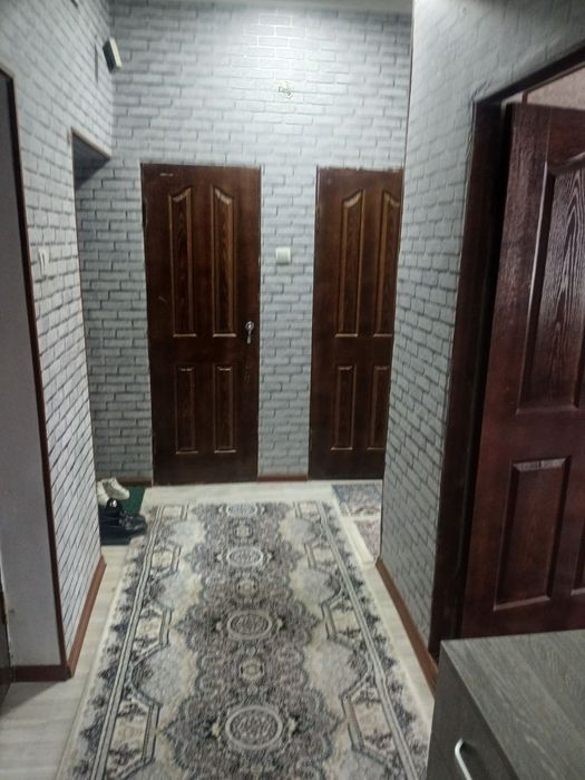 Пиридастгир кучасида жойлашган 2 хонали квартира ижарага берилади