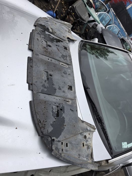 Кора под двигател ситроен Ц4 Citroen C4