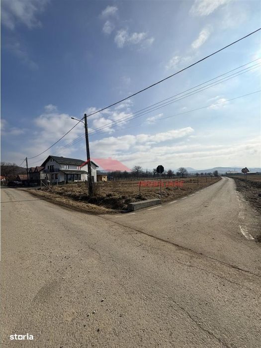 Teren intravilan 17 ari, Dorolea