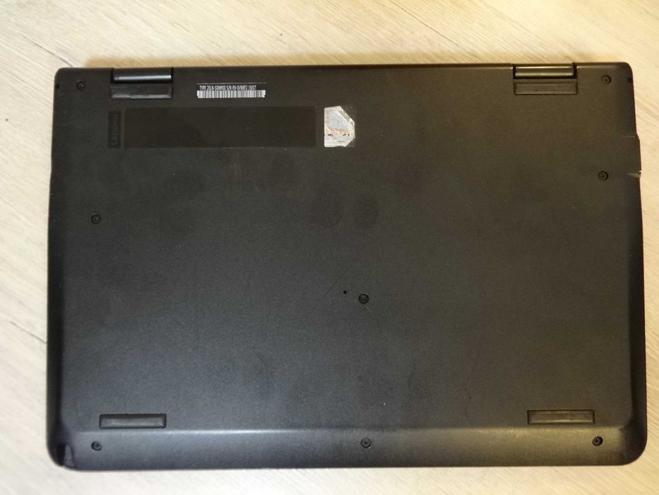 Таблет и Лаптоп 2в1 Lenovo ThinkPad Yoga 11e -i5-7Y54/RAM 8GB/SSD256GB