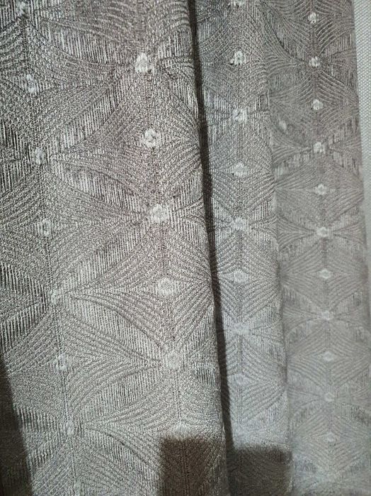 Завеси в бежов цвят 50 лева.