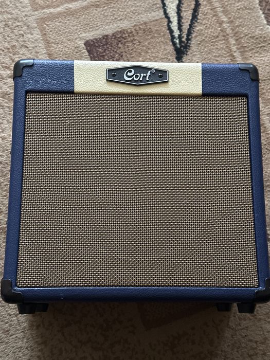 Электрогитара Aria Pro 2 с комбоусилителем CORT