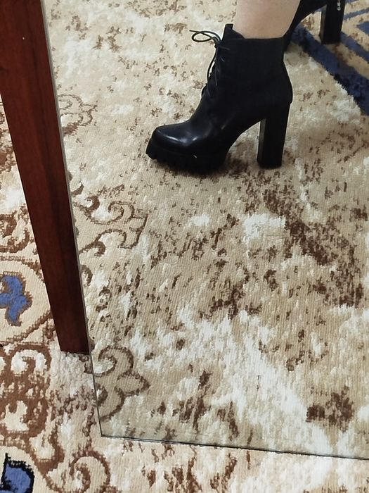 Продам.Батильоны новые, весна-осень.