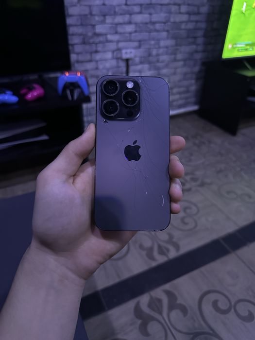 iPhone 15 Pro , 128 гб , черный
