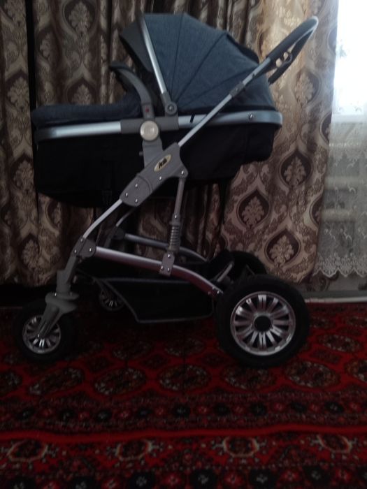 Продается коляска трансформер